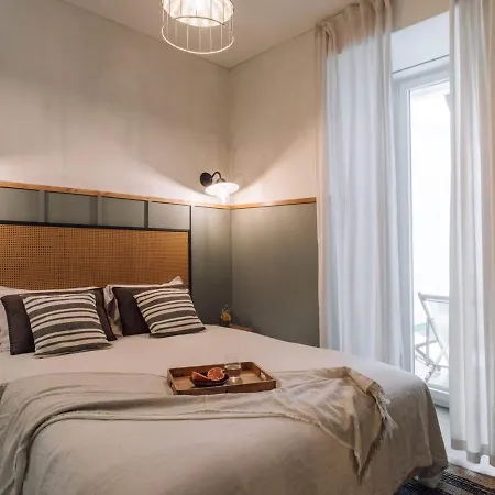 דירה Gaucin - 2 Bedrooms And Terrace In Arroios ליסבון